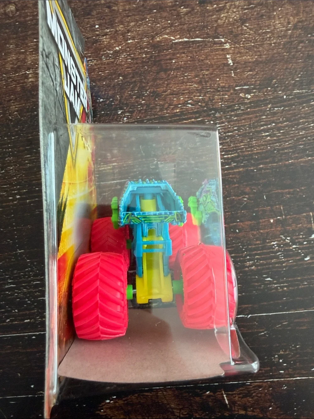 Monster Jam Series 46 ThunderRoarus Kids Monster Truck 1:64 scale BAD CARD